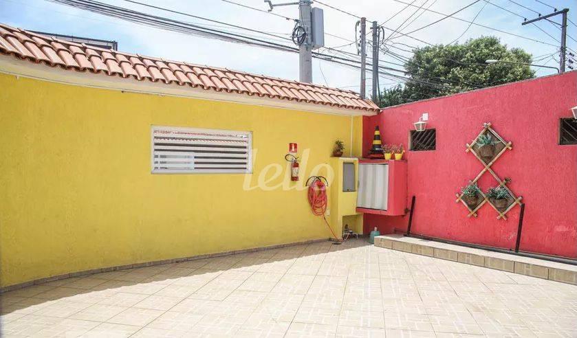 ÁREA EXTERNA de Casa à venda, sobrado com 248 m², 4 quartos e 6 vagas em Vila Vivaldi - São Bernardo do Campo