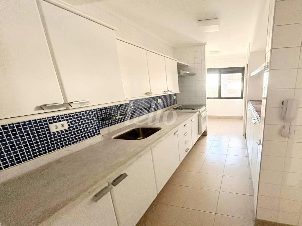COZINHA de Apartamento à venda, Duplex com 100 m², 2 quartos e 1 vaga em Pinheiros - São Paulo