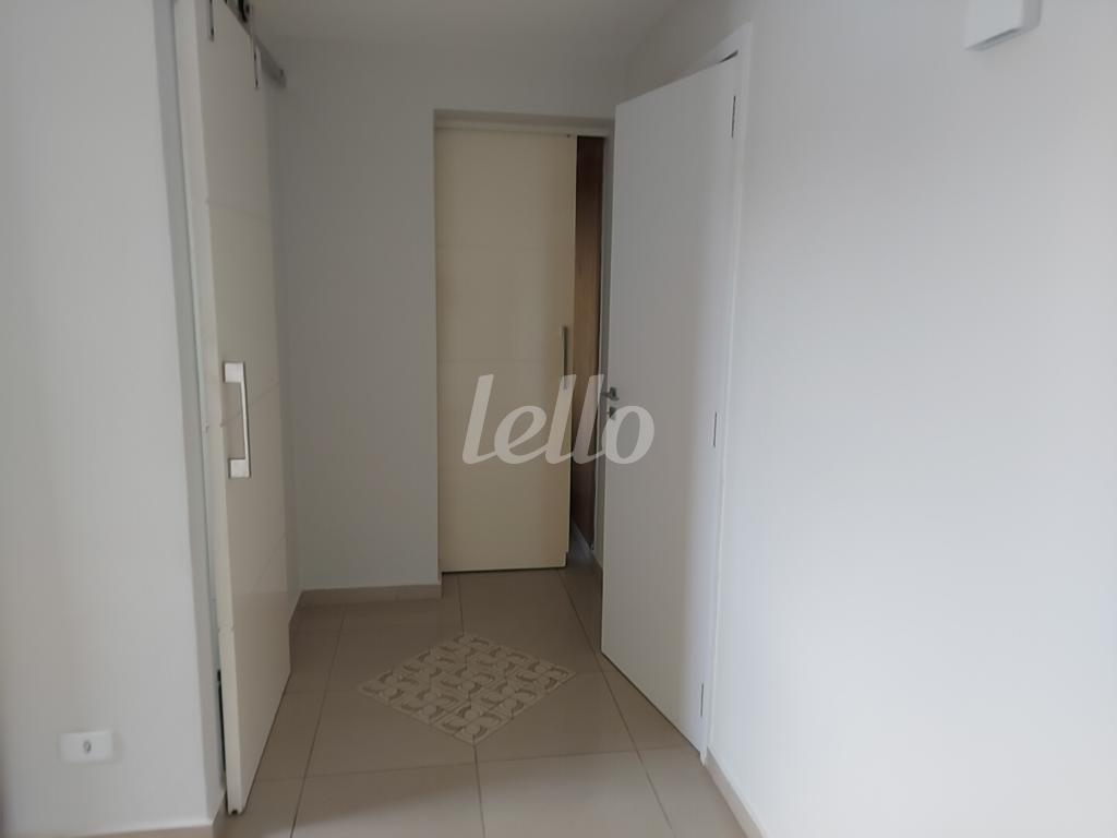 8-SUÍTE 1-002.JPG de Apartamento à venda, cobertura - Padrão com 198 m², 3 quartos e 2 vagas em Indianópolis - São Paulo