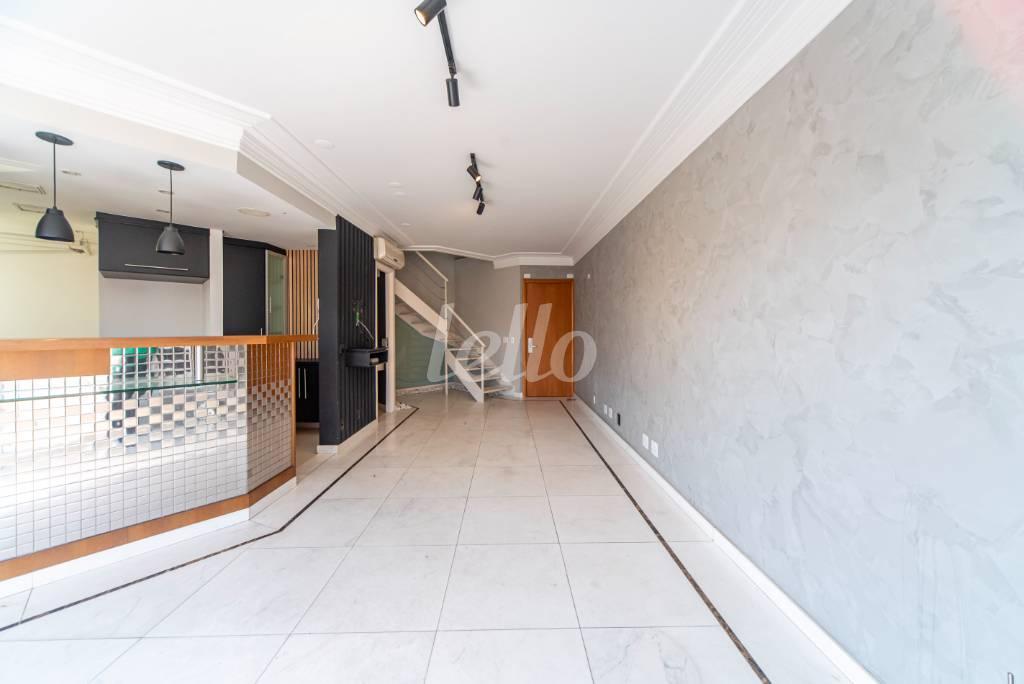 SALA de Apartamento à venda, cobertura - Padrão com 128 m², 1 quarto e 2 vagas em Jardim - Santo André