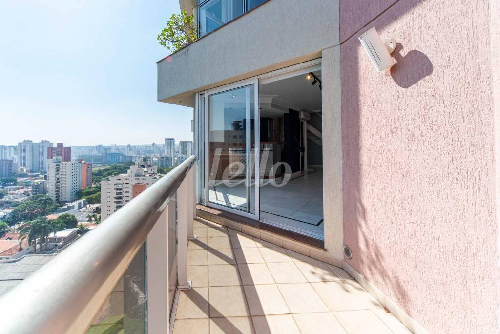 VARANDA DA SALA de Apartamento à venda, cobertura - Padrão com 128 m², 1 quarto e 2 vagas em Jardim - Santo André