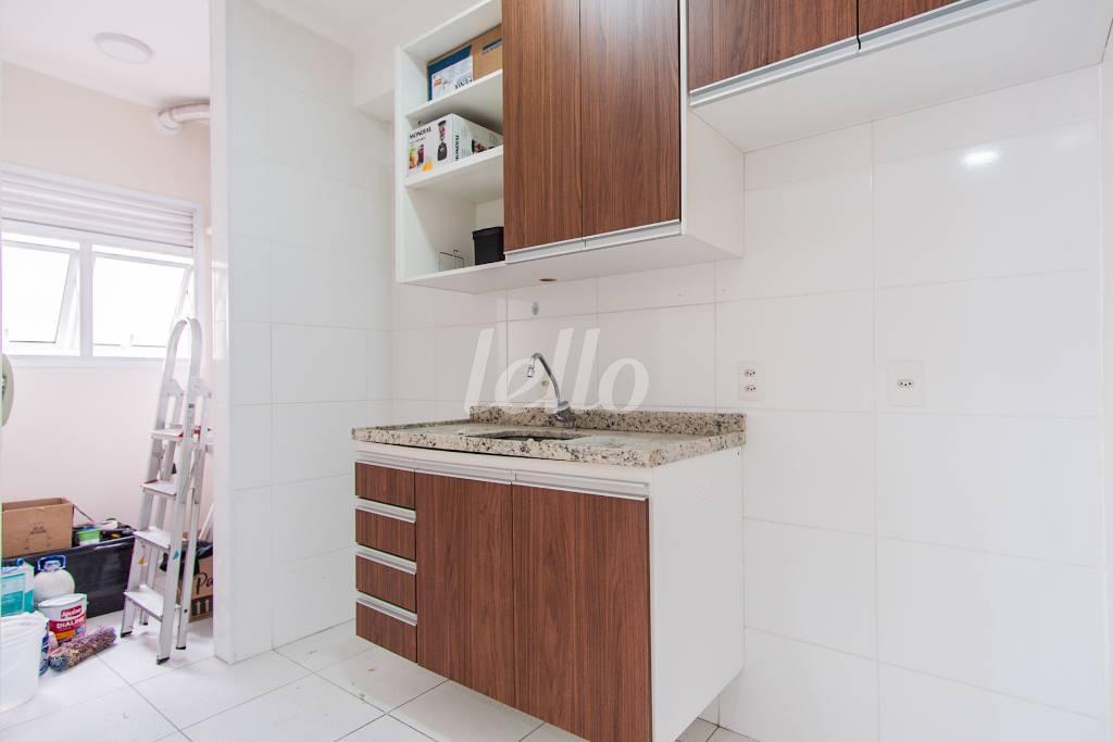 COZINHA de Apartamento para alugar, Padrão com 41 m², 1 quarto e 1 vaga em Centro - São Paulo