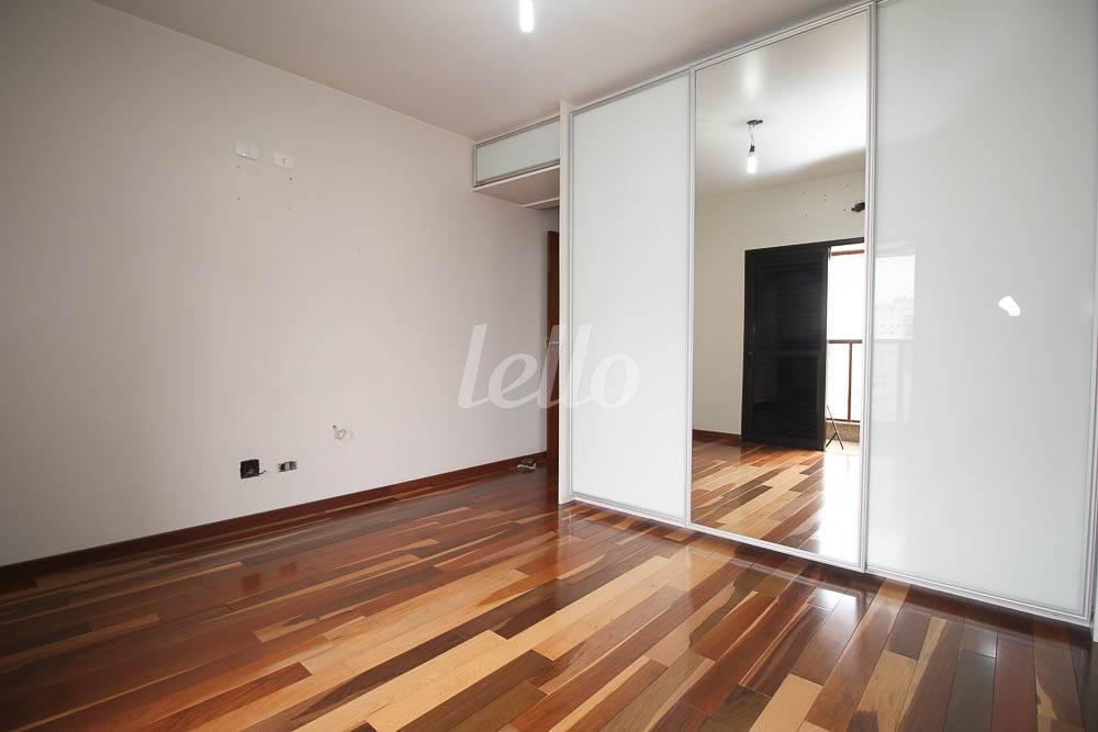SUÍTE de Apartamento à venda, Padrão com 134 m², 3 quartos e 2 vagas em Vila Regente Feijó - São Paulo