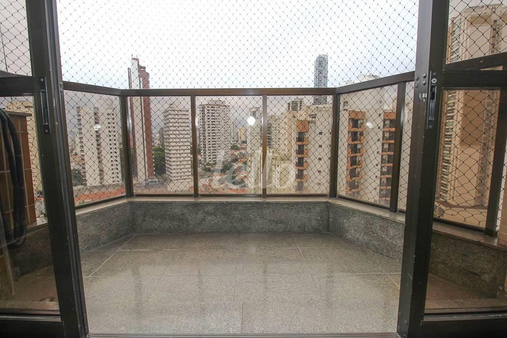 SACADA de Apartamento à venda, Padrão com 134 m², 3 quartos e 2 vagas em Vila Regente Feijó - São Paulo
