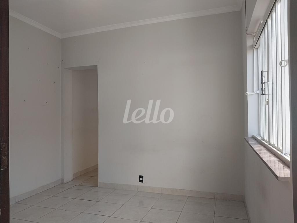 1-SALA-001.JPG de Casa para alugar, térrea com 60 m², 1 quarto e 1 vaga em Vila Libanesa - São Paulo