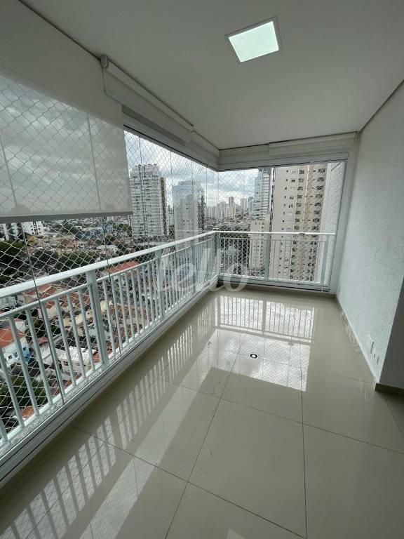 VARANDA de Apartamento à venda, Padrão com 66 m², 2 quartos e 2 vagas em Bosque da Saúde - São Paulo