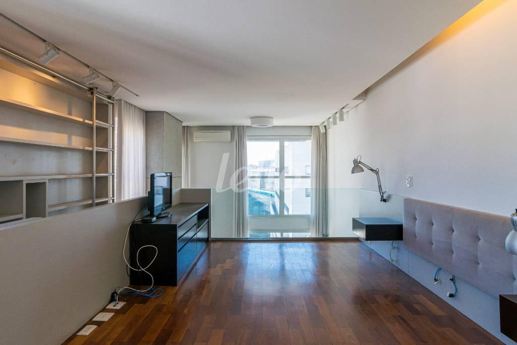SUITE de Apartamento para alugar, Padrão com 100 m², 1 quarto e 5 vagas em Cerqueira César - São Paulo