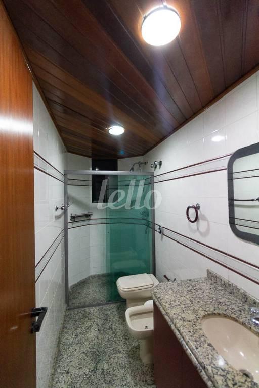 BANHEIRO SOCIAL de Apartamento para alugar, Padrão com 130 m², 3 quartos e 2 vagas em Vila São Geraldo - São Paulo