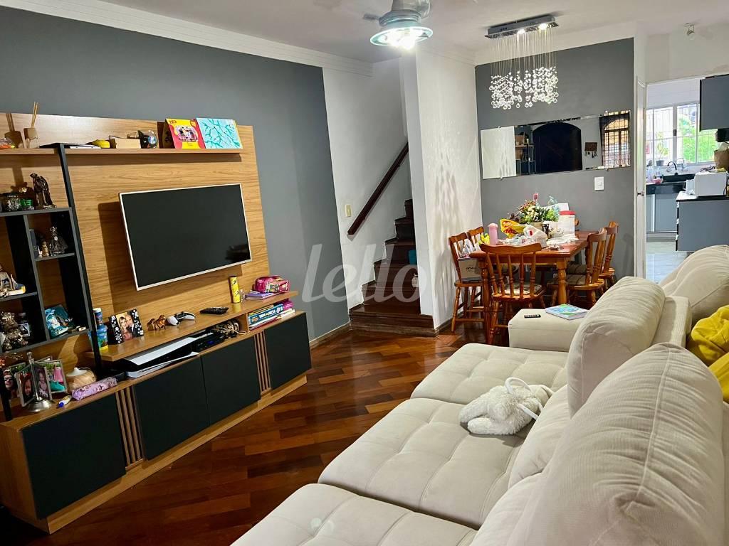 FOTO (1) de Casa à venda, sobrado com 113 m², 2 quartos e 3 vagas em Vila Celeste - São Paulo