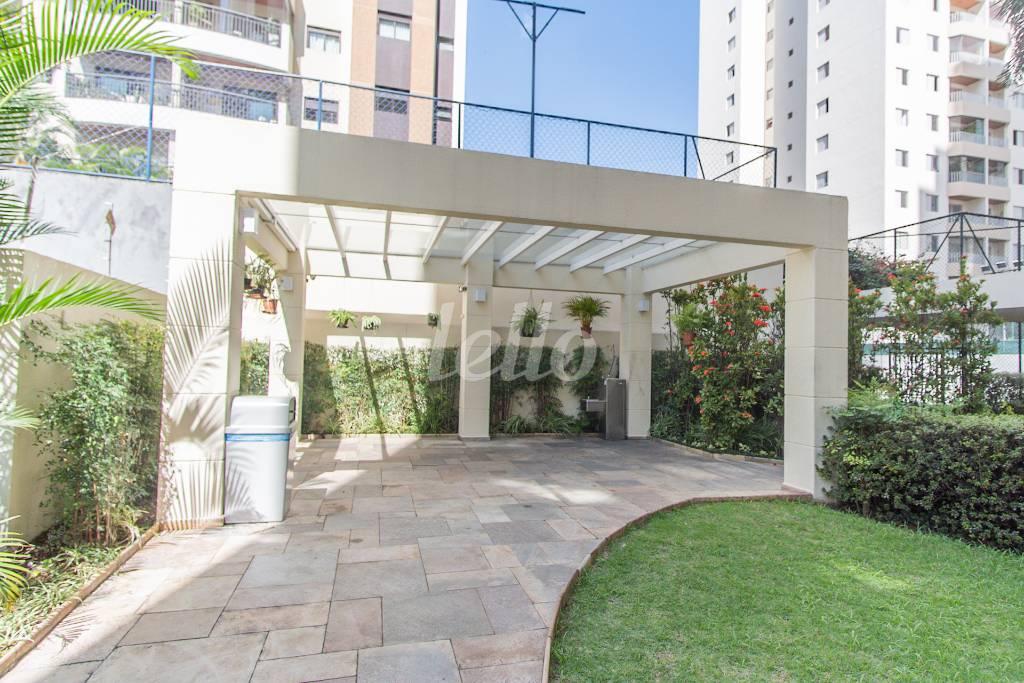 09AREA-CONDOMINIAL_011 de Apartamento para alugar, Padrão com 73 m², 3 quartos e 2 vagas em Vila Gomes Cardim - São Paulo