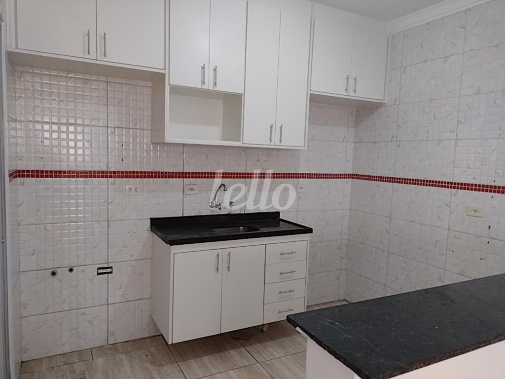 COZINHA de Casa à venda, sobrado com 75 m², 3 quartos e 1 vaga em Parque Sevilha - São Paulo