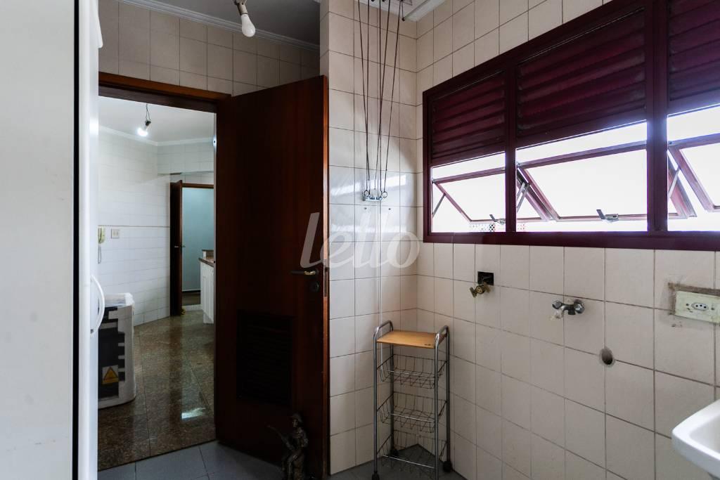 07AREA-DE-SERVICO_002 de Apartamento para alugar, Padrão com 170 m², 3 quartos e 4 vagas em Vila Formosa - São Paulo