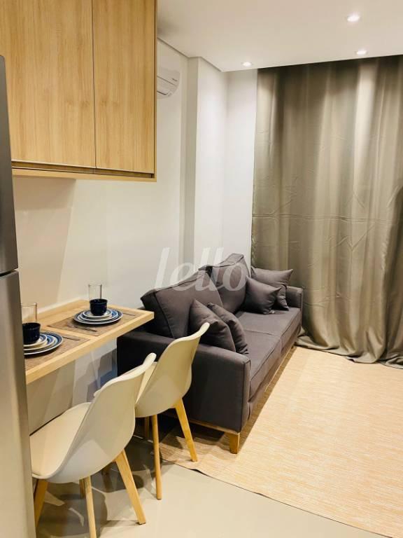 SALA de Apartamento para alugar, Padrão com 26 m², 1 quarto e em Santana - São Paulo