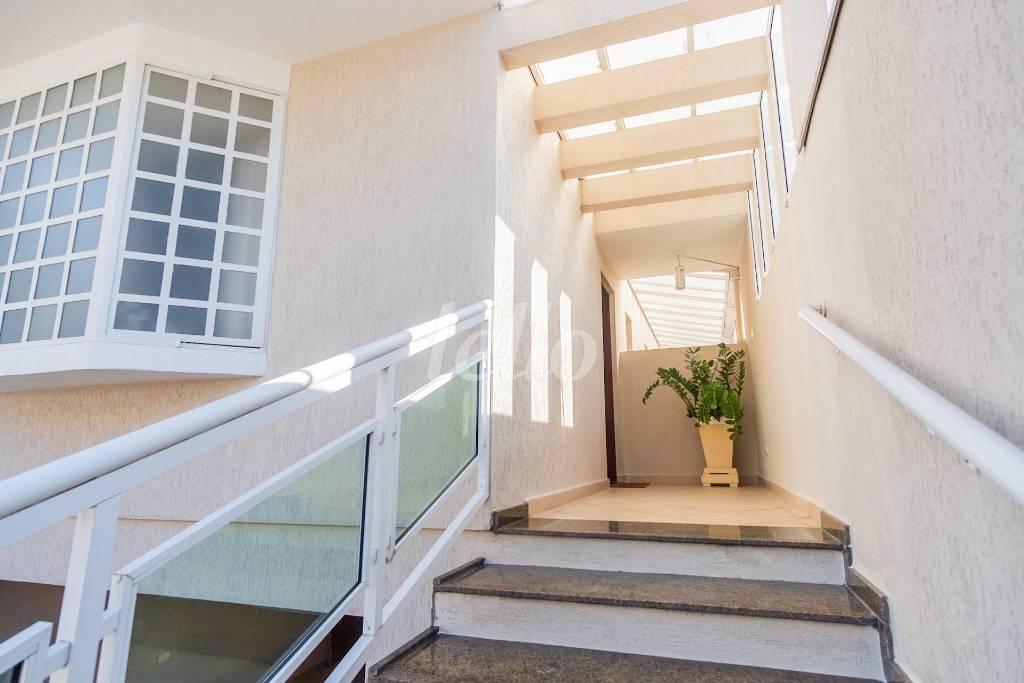 AREA EXTERNA de Casa para alugar, sobrado com 250 m², 4 quartos e 4 vagas em Vila Dom Pedro I - São Paulo