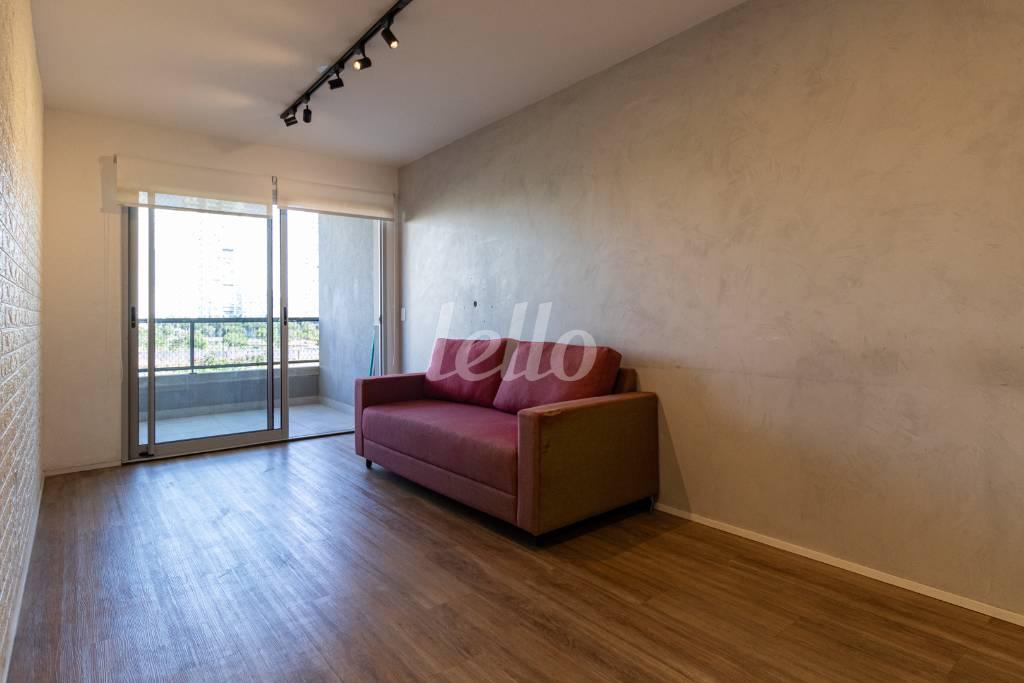 SALA de Apartamento para alugar, Padrão com 62 m², 2 quartos e 1 vaga em Água Branca - São Paulo