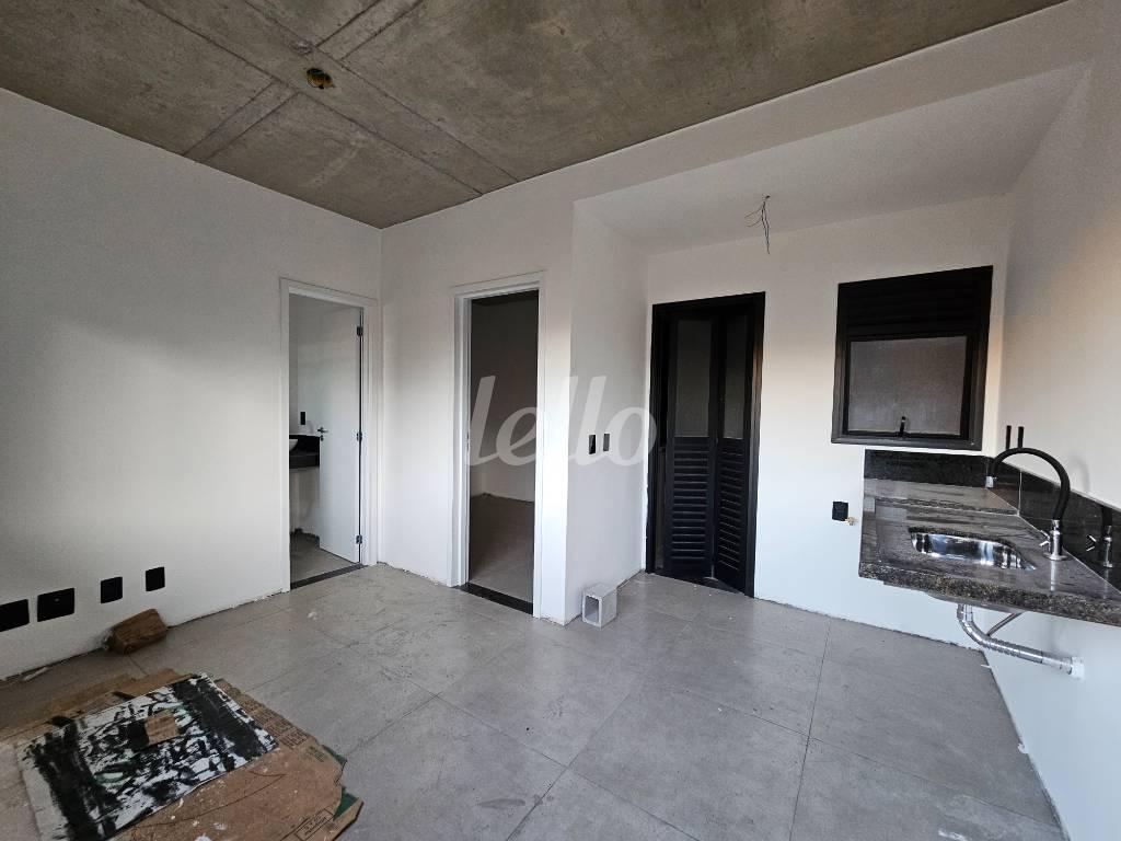 SALA/COZINHA de Apartamento à venda, Padrão com 30 m², 1 quarto e em Vila Prudente - São Paulo