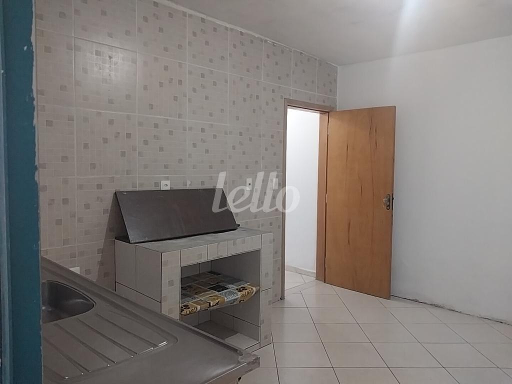 1-COZINHA-003.JPG de Casa à venda, térrea com 120 m², 2 quartos e 3 vagas em Vila Gomes Cardim - São Paulo