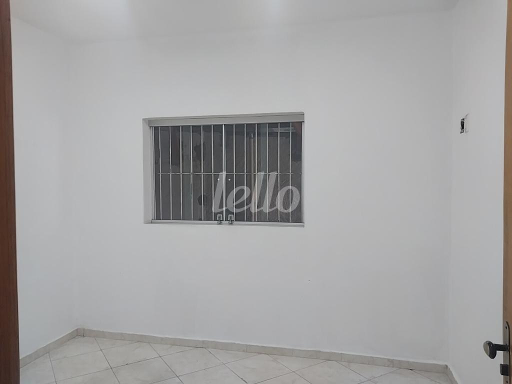 2-QUARTO-004.JPG de Casa à venda, térrea com 120 m², 2 quartos e 3 vagas em Vila Gomes Cardim - São Paulo