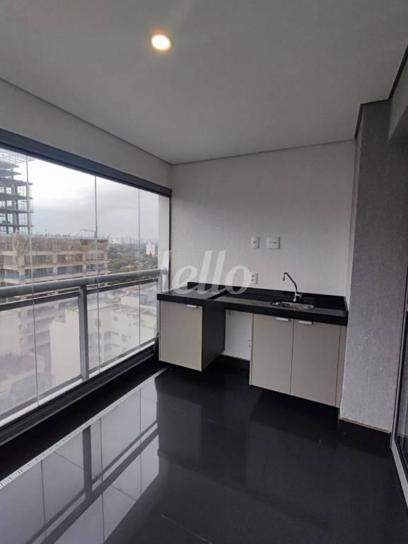 VARANDA de Apartamento para alugar, Padrão com 68 m², 2 quartos e 1 vaga em Pinheiros - São Paulo