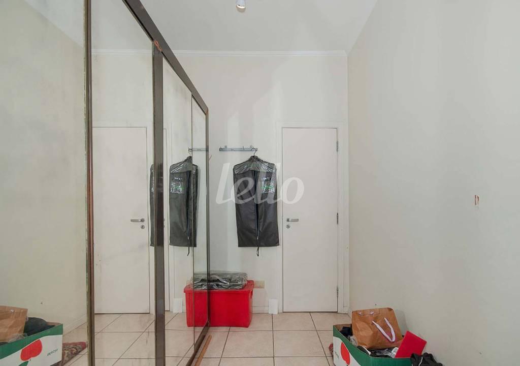DORMITÓRIO 1 de Casa para alugar, sobrado com 426 m², 6 quartos e 4 vagas em Perdizes - São Paulo