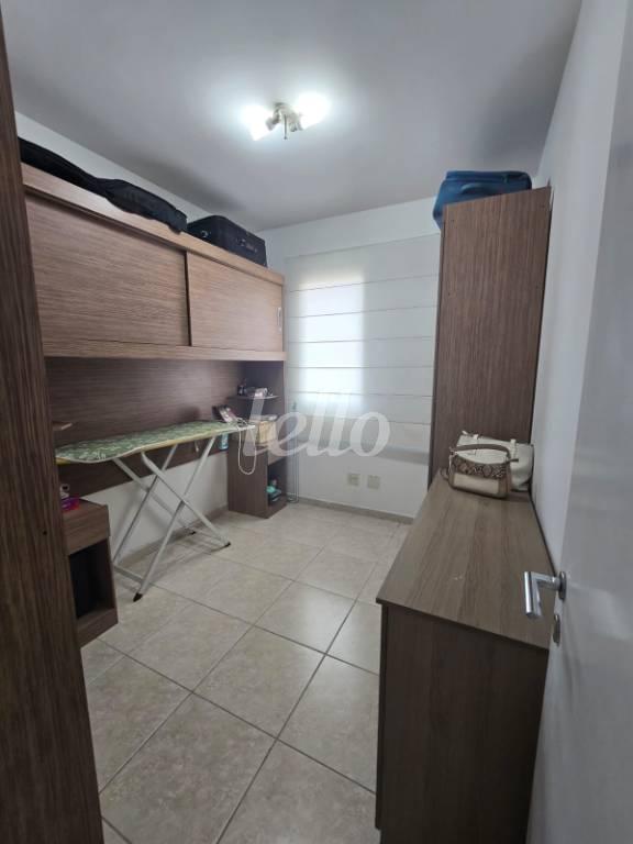 DORMITÓRIO de Apartamento à venda, Padrão com 56 m², 2 quartos e 1 vaga em Vila Bertioga - São Paulo