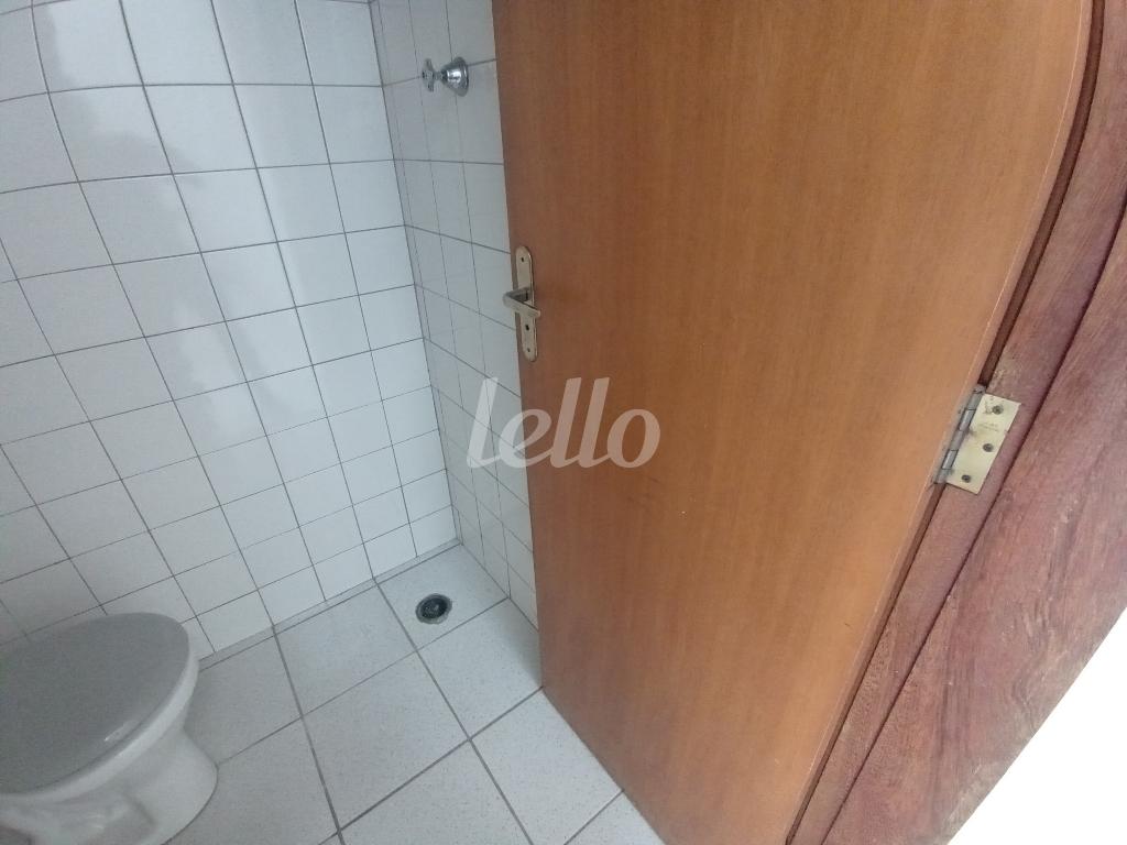 BANHEIRO SOCIAL - FOTO 3 de Salão para alugar, Padrão com 52 m², e em Vila M Genoveva - Jundiaí