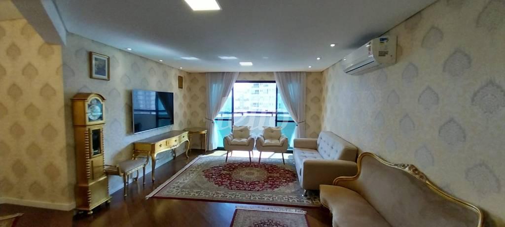 SALA de Apartamento para alugar, Padrão com 175 m², 3 quartos e 3 vagas em Vila Regente Feijó - São Paulo