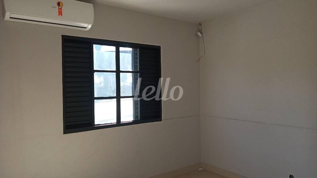 SALA 2 PISO SUPERIOR de Loja à venda, Padrão com 150 m², e em Vila Alexandria - São Paulo