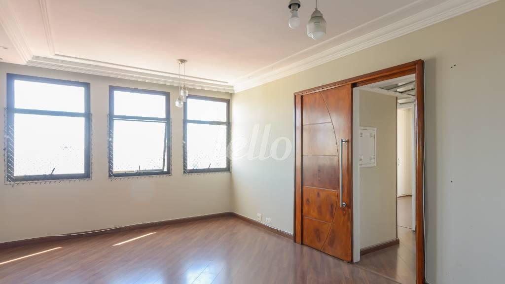 SALA de Apartamento à venda, Padrão com 90 m², 3 quartos e 2 vagas em Vila Alexandria - São Paulo
