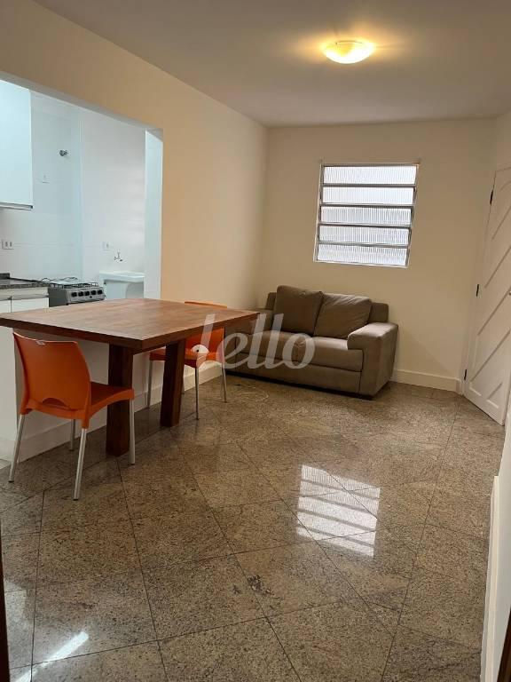SALA de Apartamento para alugar, Padrão com 46 m², 1 quarto e em Consolação - São Paulo