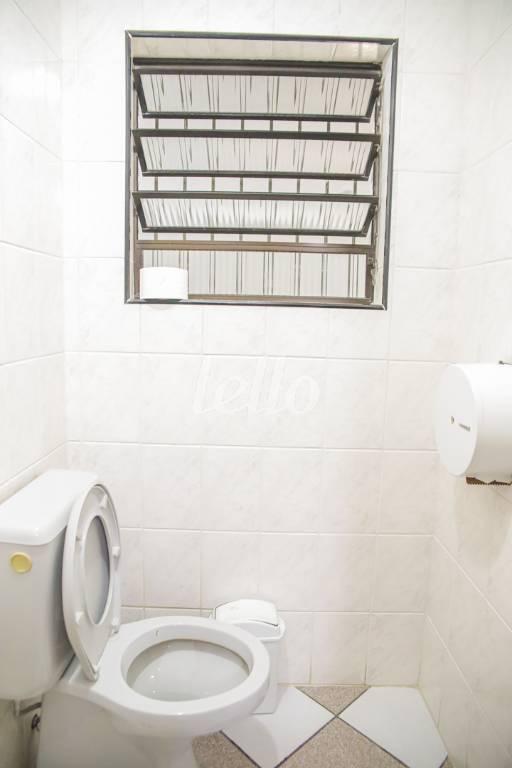 LAVABO de Apartamento para alugar, Padrão com 37 m², 1 quarto e em Vila Carrão - São Paulo