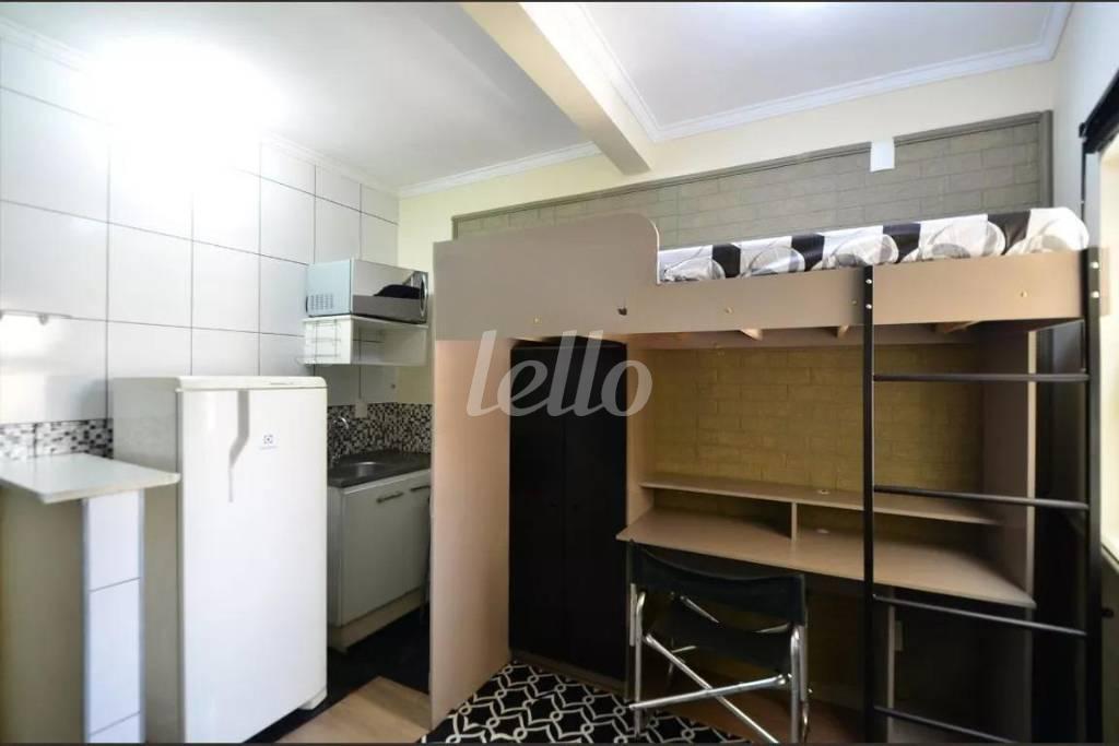 KITNET de Apartamento para alugar, Padrão com 18 m², 1 quarto e em Mirandopolis - São Paulo