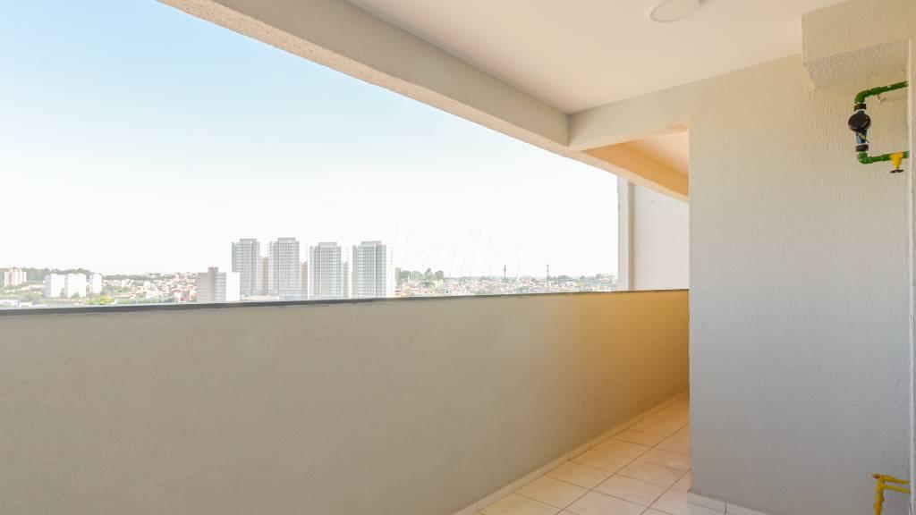 SACADA de Apartamento para alugar, Padrão com 34 m², 1 quarto e em Vila Nova Das Belezas - São Paulo
