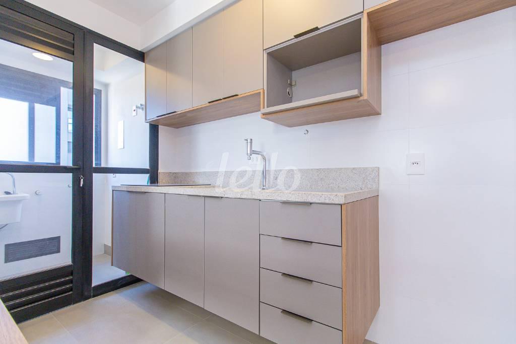 COZINHA de Apartamento para alugar, Padrão com 40 m², 2 quartos e em Indianópolis - São Paulo