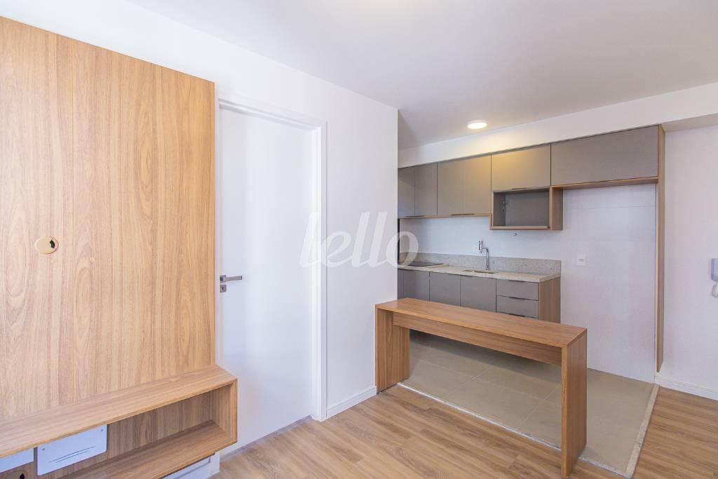 SALA de Apartamento para alugar, Padrão com 40 m², 2 quartos e em Indianópolis - São Paulo