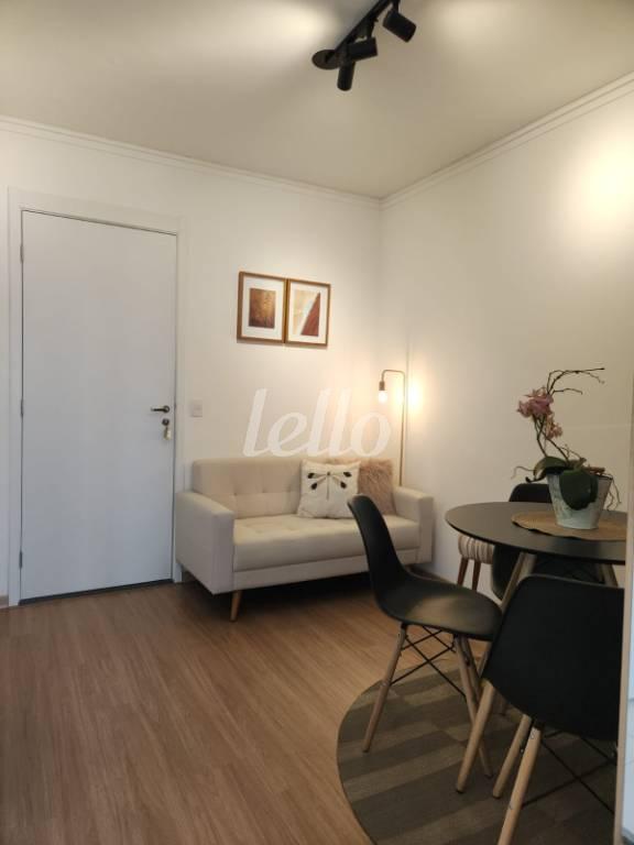 SALA de Apartamento para alugar, Padrão com 26 m², 1 quarto e em Brás - São Paulo