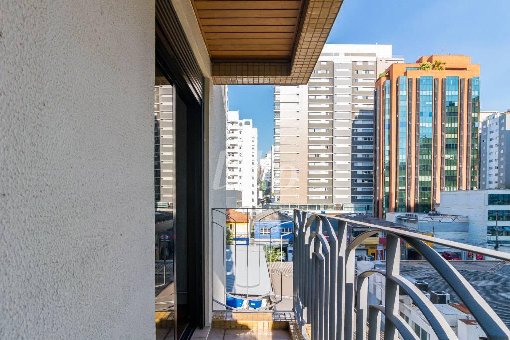 SACADA de Apartamento para alugar, Padrão com 106 m², 3 quartos e 2 vagas em Indianópolis - São Paulo