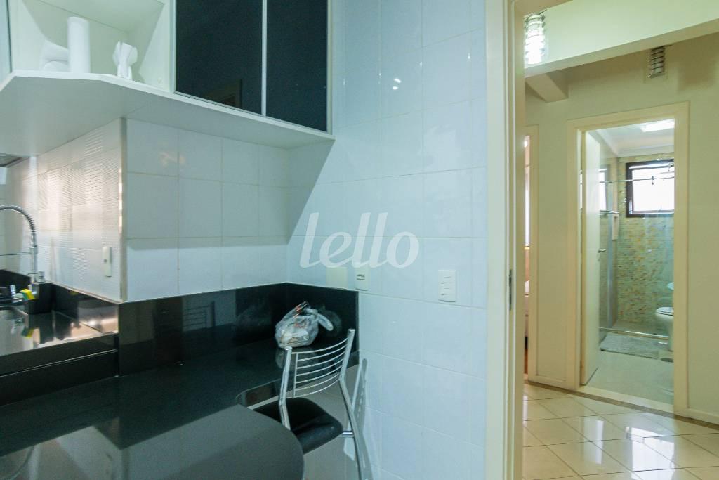COZINHA de Apartamento para alugar, Padrão com 106 m², 3 quartos e 2 vagas em Indianópolis - São Paulo