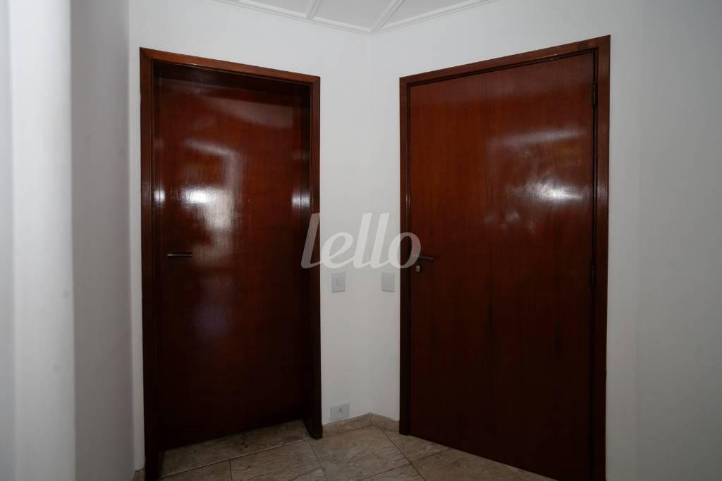 01SALA_005 de Apartamento para alugar, Padrão com 177 m², 4 quartos e 2 vagas em Vila Santo Estevão - São Paulo