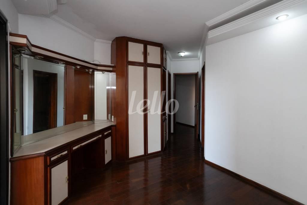 07SUITE-1_005 de Apartamento para alugar, Padrão com 177 m², 4 quartos e 2 vagas em Vila Santo Estevão - São Paulo