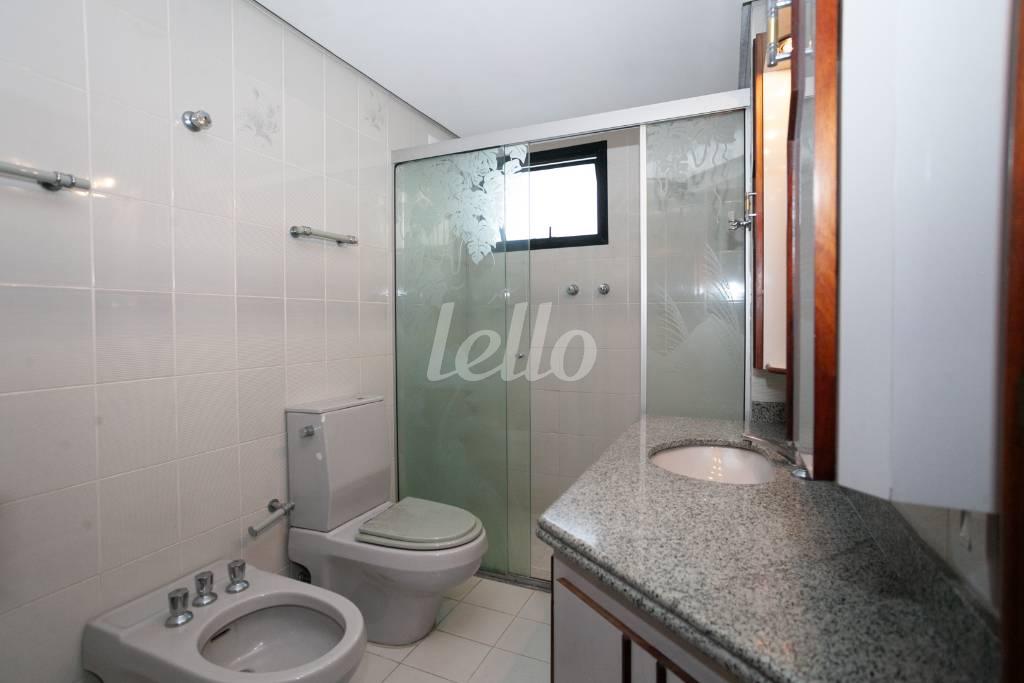 04BANHEIRO-SOCIAL_001 de Apartamento para alugar, Padrão com 177 m², 4 quartos e 2 vagas em Vila Santo Estevão - São Paulo