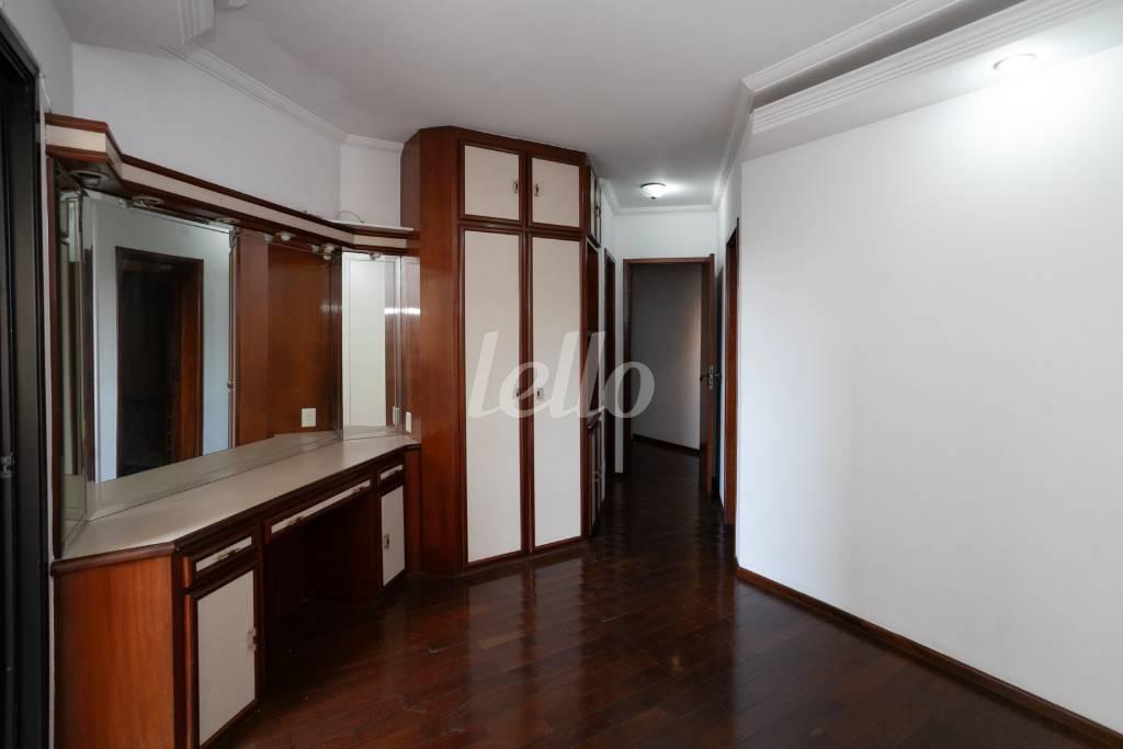 07SUITE-1_006 de Apartamento para alugar, Padrão com 177 m², 4 quartos e 2 vagas em Vila Santo Estevão - São Paulo