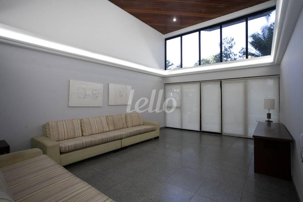 12AREA-CONDOMINIAL_008 de Apartamento para alugar, Padrão com 177 m², 4 quartos e 2 vagas em Vila Santo Estevão - São Paulo