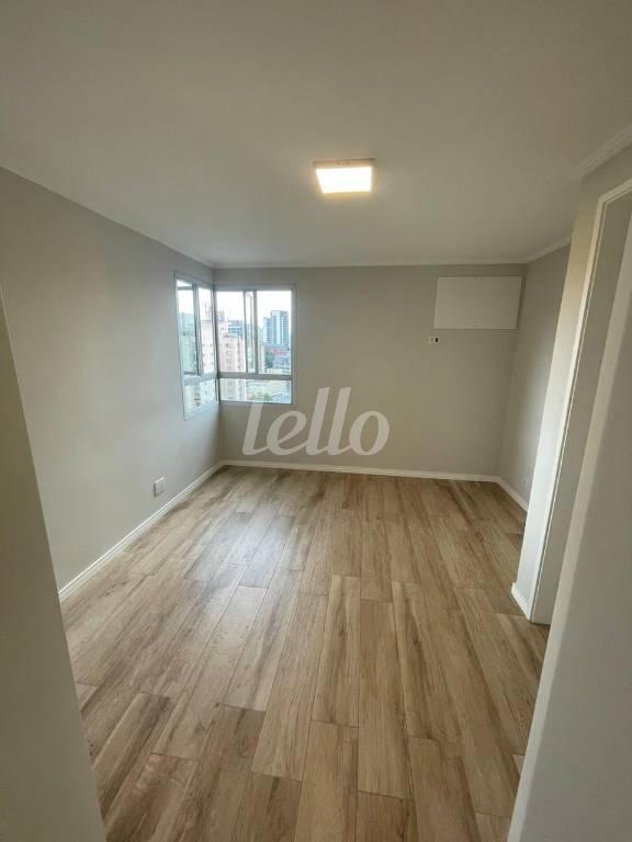 SALA de Apartamento à venda, Padrão com 37 m², 1 quarto e 1 vaga em Liberdade - São Paulo