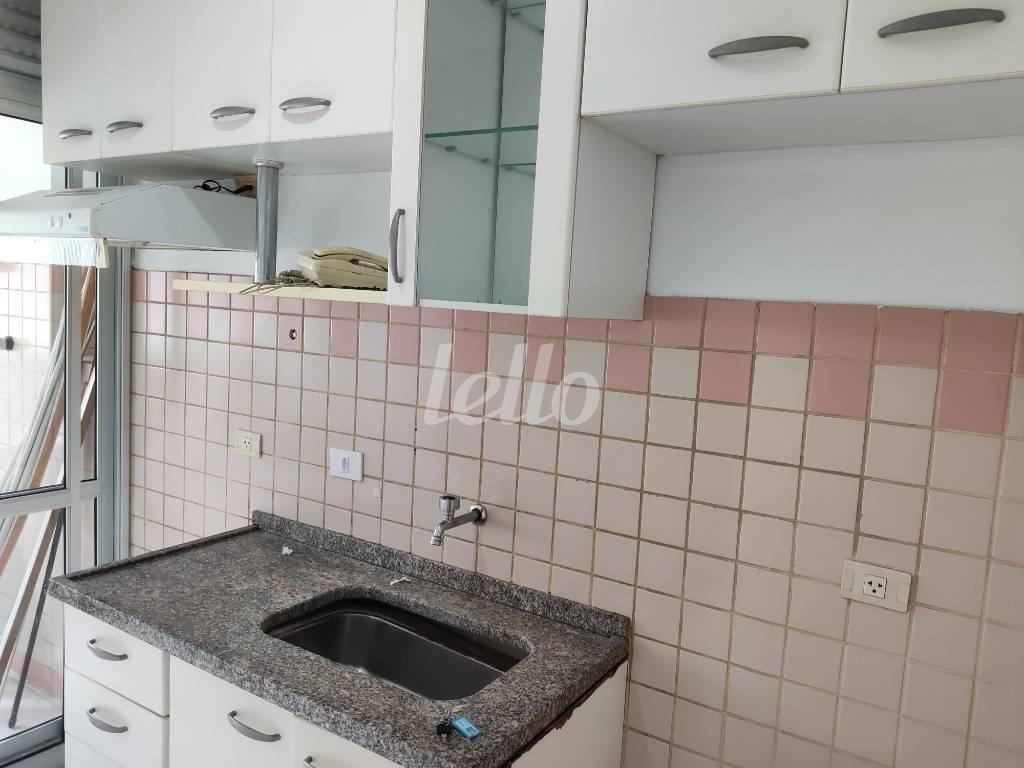 COZINHA de Apartamento à venda, Padrão com 67 m², 3 quartos e 2 vagas em Vila Regente Feijó - São Paulo