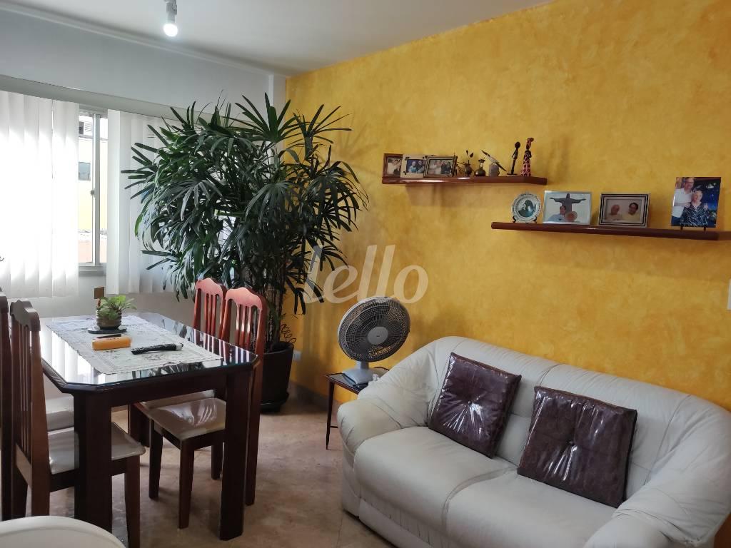 SALA de Apartamento à venda, Padrão com 72 m², 3 quartos e 1 vaga em Vila Gomes Cardim - São Paulo