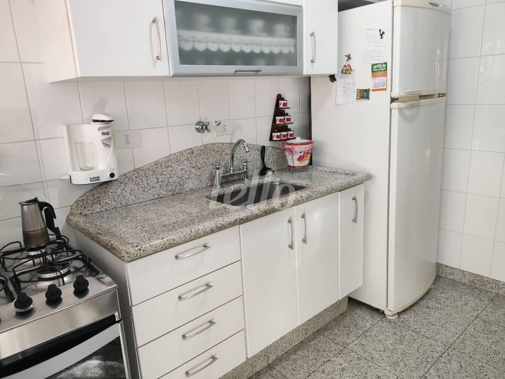 COZINHA de Apartamento à venda, Padrão com 72 m², 3 quartos e 1 vaga em Vila Gomes Cardim - São Paulo