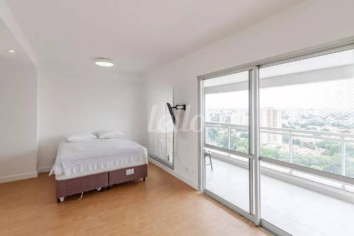 SUITE de Apartamento para alugar, Duplex com 84 m², 2 quartos e 2 vagas em Campo Belo - São Paulo