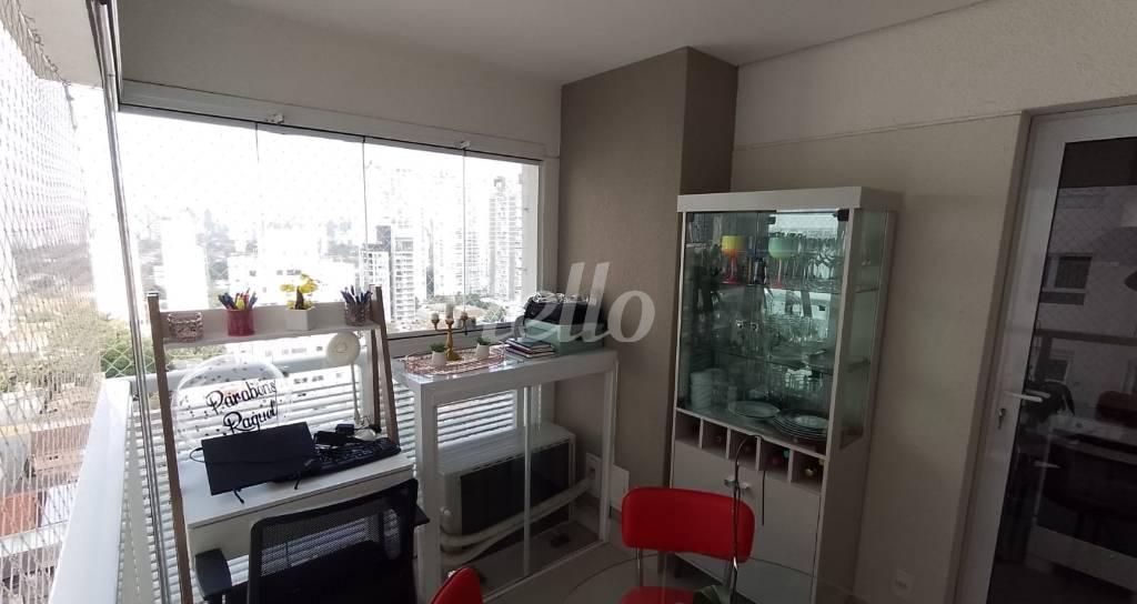 VARANDA de Apartamento para alugar, Padrão com 44 m², 1 quarto e em Vila Olímpia - São Paulo