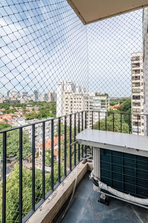 VARANDA de Apartamento à venda, Padrão com 90 m², 3 quartos e 2 vagas em Vila Madalena - São Paulo